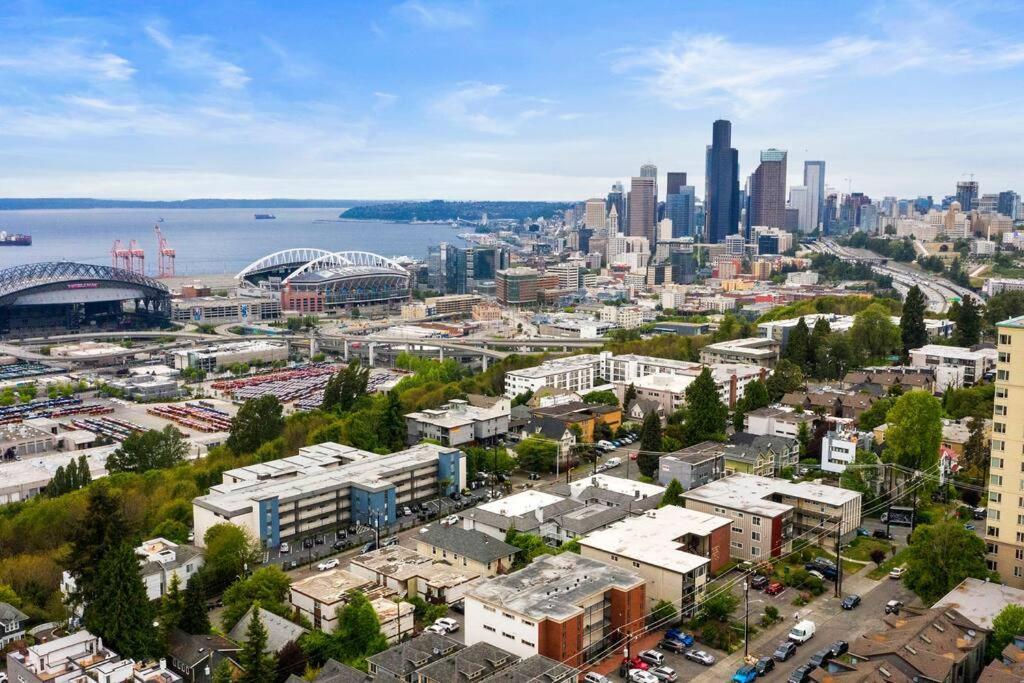 Seattle Cloud 2Br Prime Location Apartment ภายนอก รูปภาพ