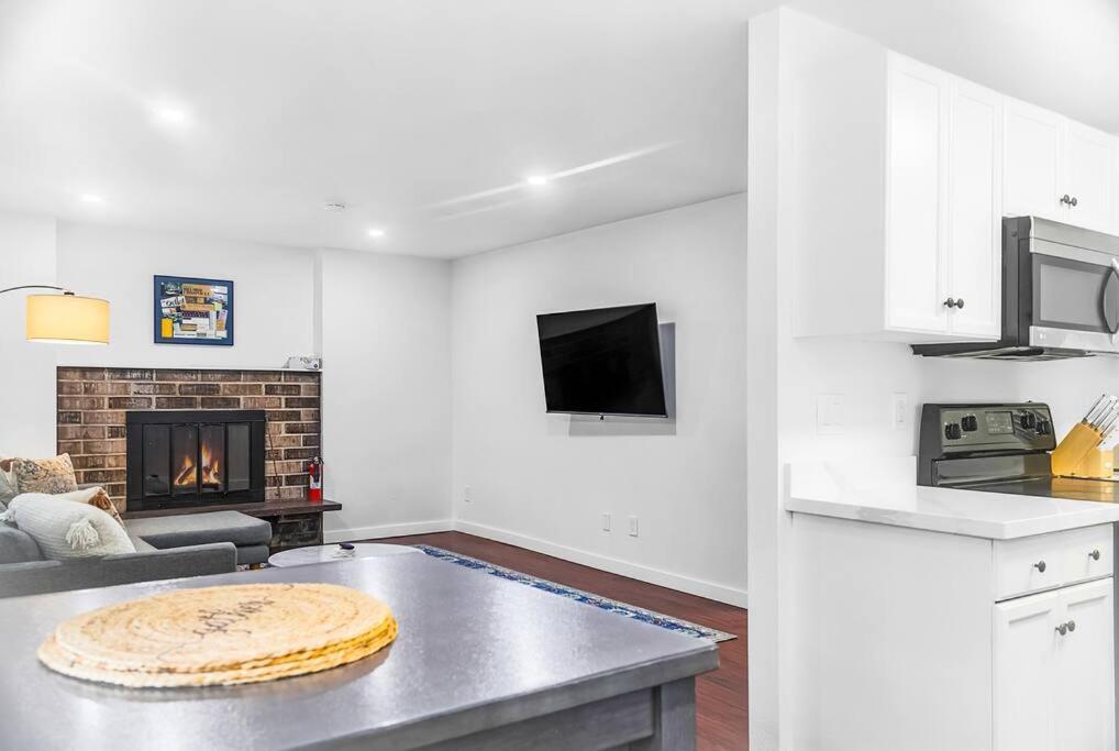 Seattle Cloud 2Br Prime Location Apartment ภายนอก รูปภาพ